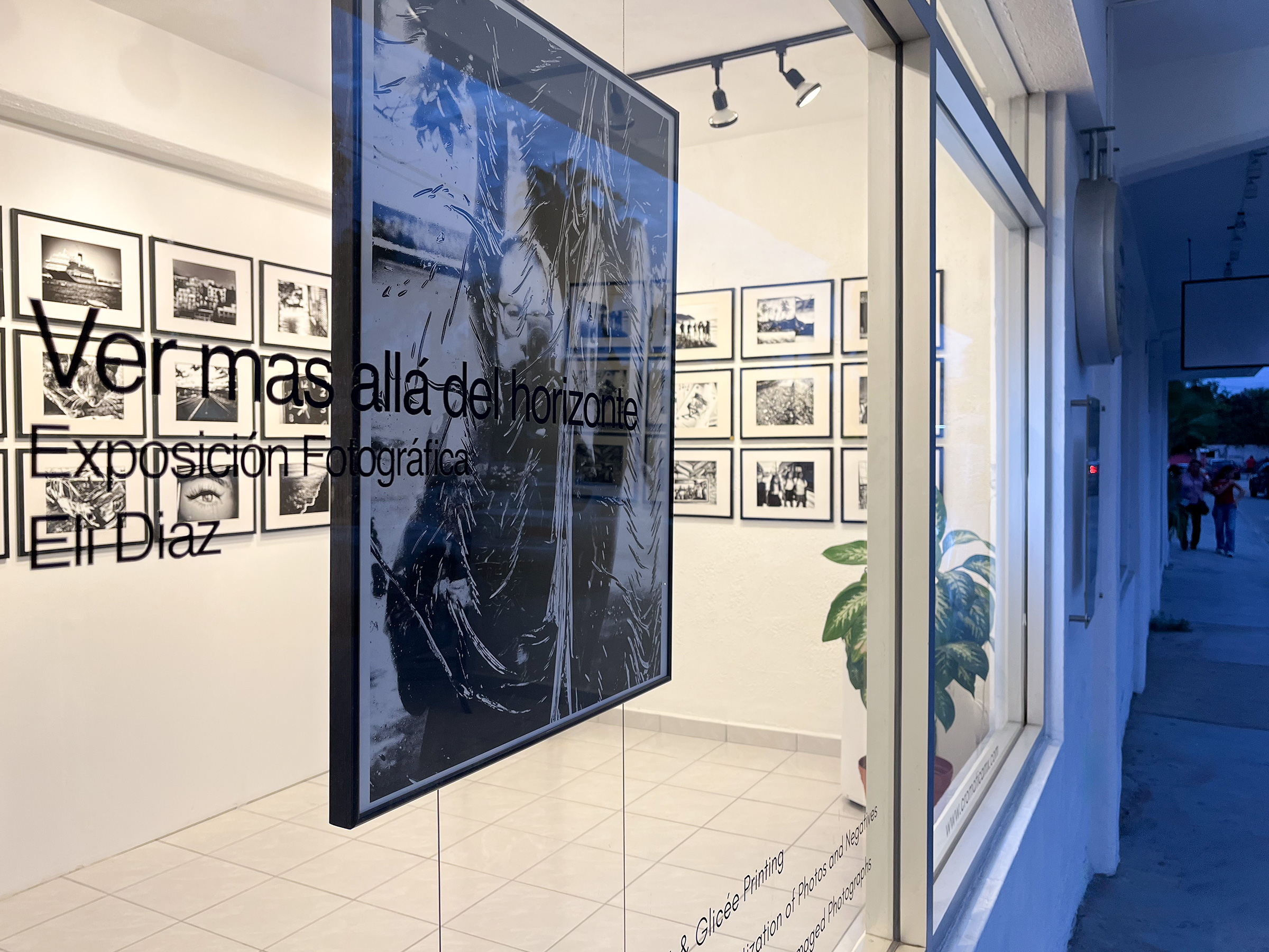 h-cromatica-gallery-installation-view